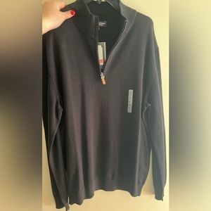 Men’s quarter zip pullover sweater